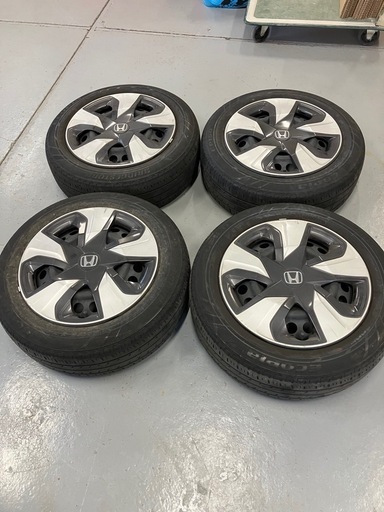 ホンダ　フィット　純正ホイル　４本