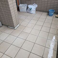 【スキマバイト】アパート共用部分の簡単な清掃作業です【川崎市幸区北加瀬】の画像