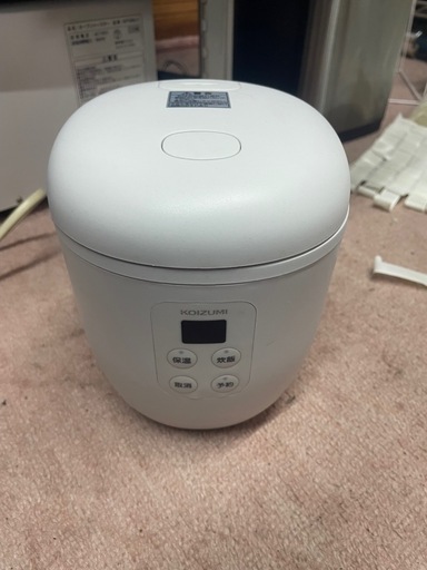 22年製　コイズミ　炊飯器　1.5合炊き
