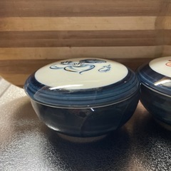 【値下げ】陶器の器(蓋付き)の画像