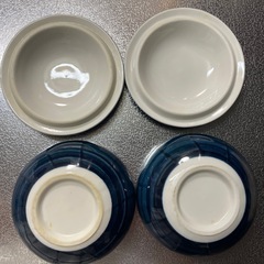 【値下げ】陶器の器(蓋付き)の画像