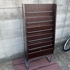 木製　2列5段　カタログスタンド　ディスプレイ　パンフレットスタンド　マガジンラックの画像