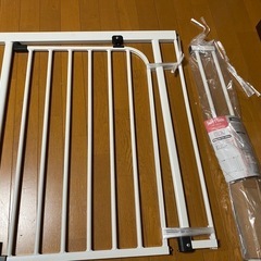  中古美品!!ベビーゲート(取付幅 73~90cm)の画像