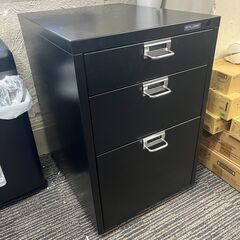 【オフィスで使用】デスクロッカー