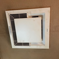 埋め込み型空気清浄器付換気扇の画像
