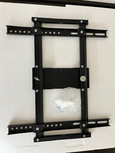 薄型テレビ　壁掛け金具