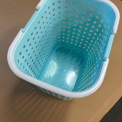 ナフコ　洗濯かごの画像