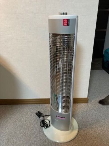 遠赤電気ストーブ