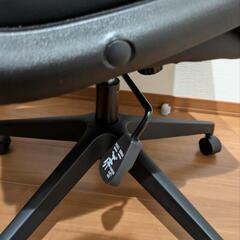 お取引決定しました　定価約2万円　オフィスチェア、キャスター付きチェア　あと1000円くらいは値引きできますの画像