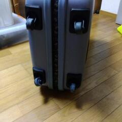 値下げ！ミッキーのキャリーケースの画像