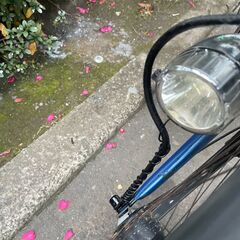 リサイクルショップどりーむ天保山店　No43 自転車　シティサイクル　２７インチ　ギア切替付き　LEDオートライト付き　サドル固着　高さ調節不可(´;ω;｀)の画像