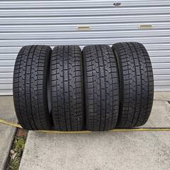 【中古品】トーヨー 17インチ スタッドレスタイヤ 4本セット 215/55-17 215/55R17 TOYO GARIT GIZ 215 55 17の画像
