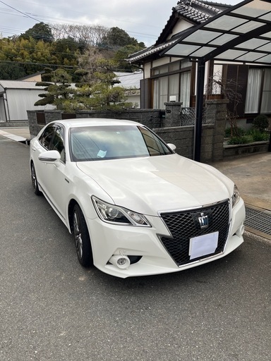 クラウン　ハイブリッド　アスリートS