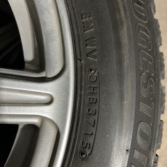 195/60/r16  5穴スタッドレスタイヤホイール付きの画像