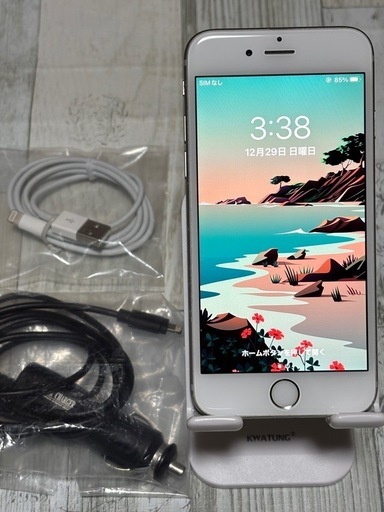 【SIMロックなし】iPhone6s 64GB  《プレゼント！Lightningケーブル・Lightningカーチャージャー》