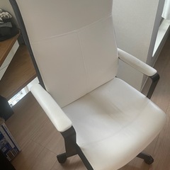 IKEA  チェアー
