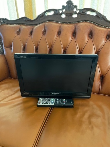 シャープAQUOS１９型液晶テレビ純正リモコン付　外付ハードディスク録画対応可能