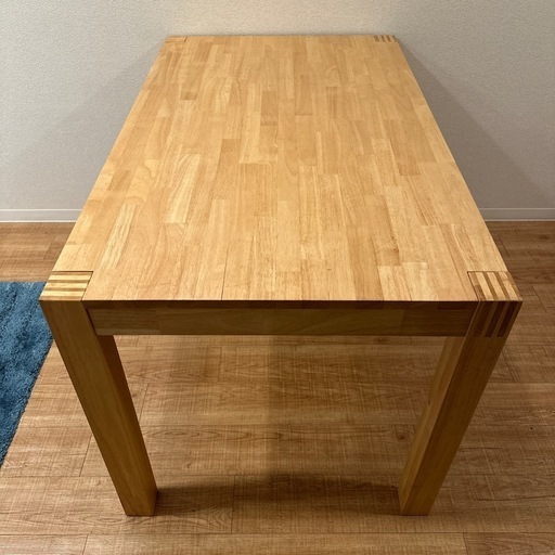 ダイニングテーブル（IKEA）
