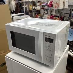 電子レンジ Panasonic NE-FL100 2021年製 フラットテーブルの画像