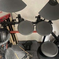 電子ドラム　椅子あり　の画像
