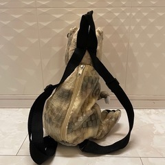恐竜のリュックの画像