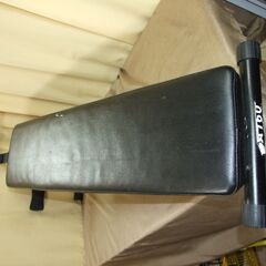 【紋別市発】　トレーニングベンチ 腹筋トレーニング 筋トレ 健康器具 フィットネ　スダイエット　腹筋　自宅トレーニング　運動不足解消　中古品　引取限定　の画像
