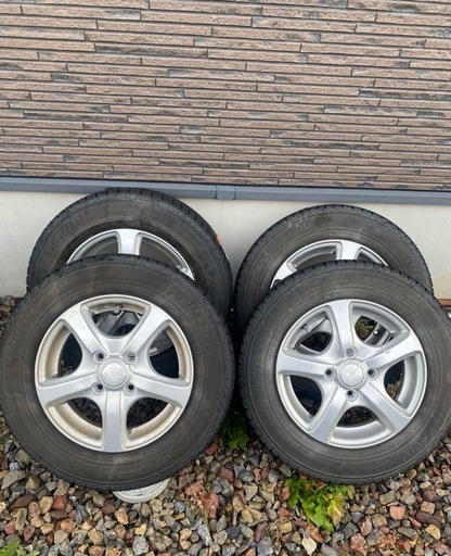 145/80R13　スタッドレスタイヤ　ホイール付き