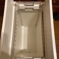 ケユカ KEYUCA 両開き 観音開き　27L ゴミ箱 キャスターふた付き ペダル式の画像