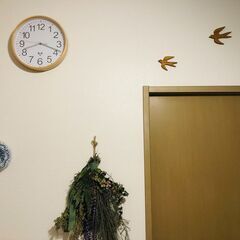 🟡電波時計とオーナメントつばめ