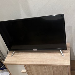 TCL 32V型テレビ
