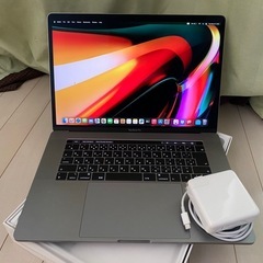 MacBook Pro 15.4 インチ 2018