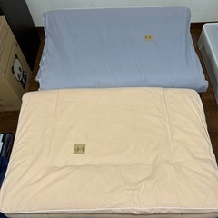 マットレス　敷布団、羽根枕セット　2組の画像