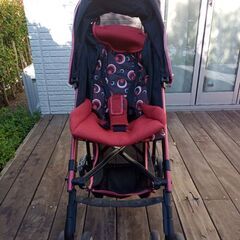 ApricaアップリカのベビーカーB型の画像