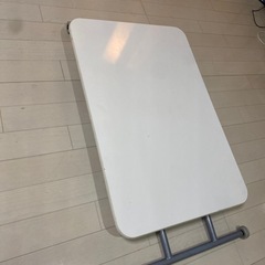 テーブルの画像