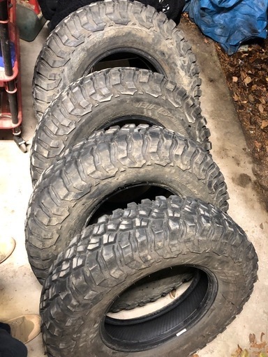 タイヤ、ホイール BF goodrich  km3 7.50r16