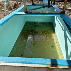 大型FRP水槽 錦鯉などに 運搬、設置も可能です。