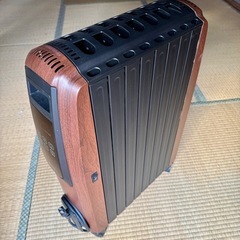 木目調オイルヒーターの画像