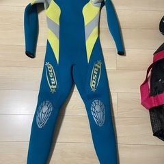 TUSAスキューバダイビングスーツの画像