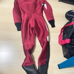 TUSAスキューバダイビングスーツの画像