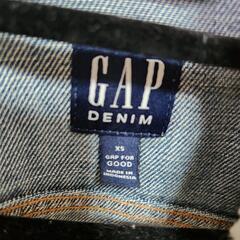 (値下げ)GAP ボア付き デニムジャケット XS アウター Gジャンの画像