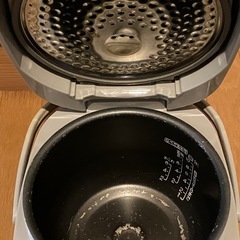 炊飯器の画像