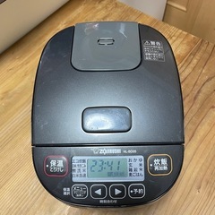 象印　2022年製　炊飯器　