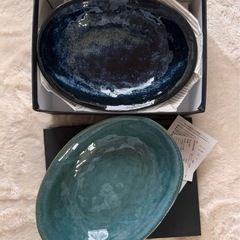 青緑の陶器皿2枚セット