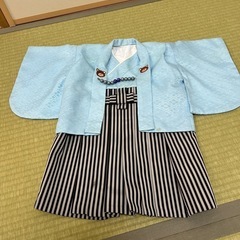 たぶん3才くらい　袴　男の子