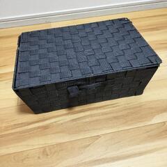 蓋付きカゴの画像