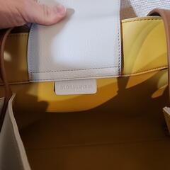 　GLOBAL WORK　バックの画像