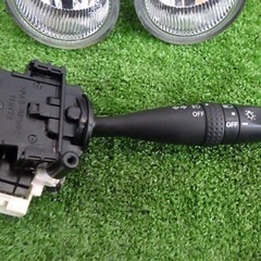 トヨタ　パッソフォグライトユニットの画像
