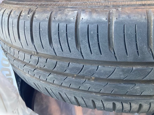 【美品】ダンロップ　ノーマルタイヤ 165/60R15 4本セット　※ホイールはありません