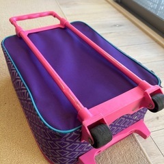 子供用スーツケースの画像
