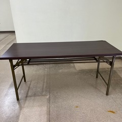 折りたたみ机